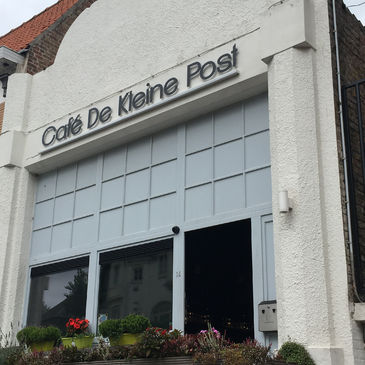 Café De Kleine Post in De Panne