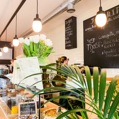 Lunchbar Jeannine