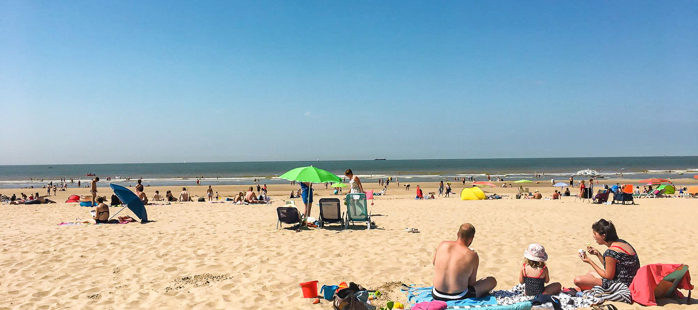 Afkoelen aan de kust
