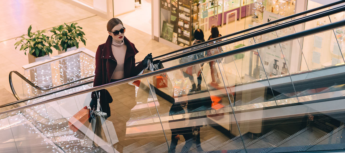 Ga shoppen tijdens de solden aan de kust