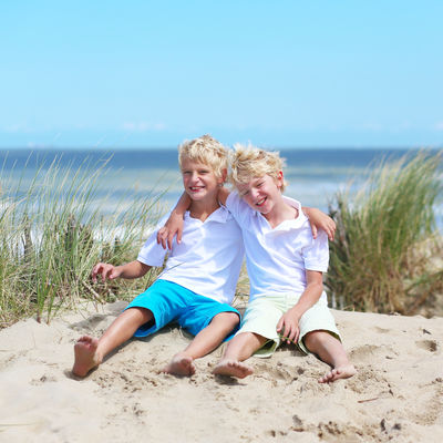 Plezier aan zee met kinderen? Deze 3 plekken zorgen voor fijne momenten met het gezin