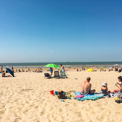 Afkoelen aan de kust