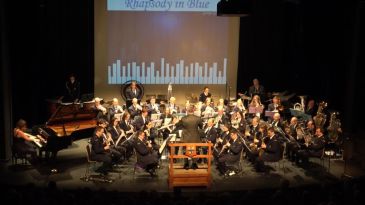 Dubbelconcert Koninklijke Gemeentelijke Harmonie Koksijde en Harmonie Grobbendonk in Koksijde
