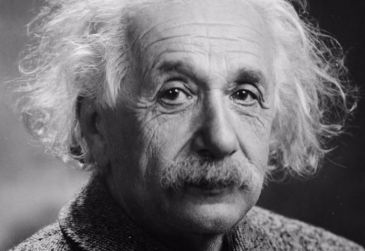 Boeiende voordracht over Albert Einstein door de heer Emile Beyens in Koksijde