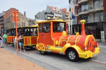 Rondrit toeristisch treintje in Nieuwpoort