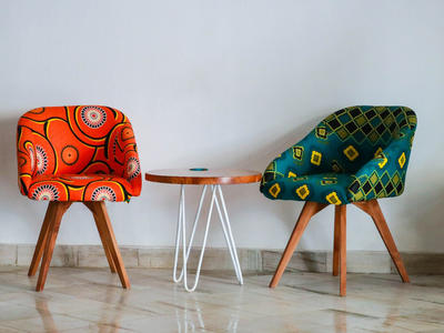Vintage meubels kleurrijk